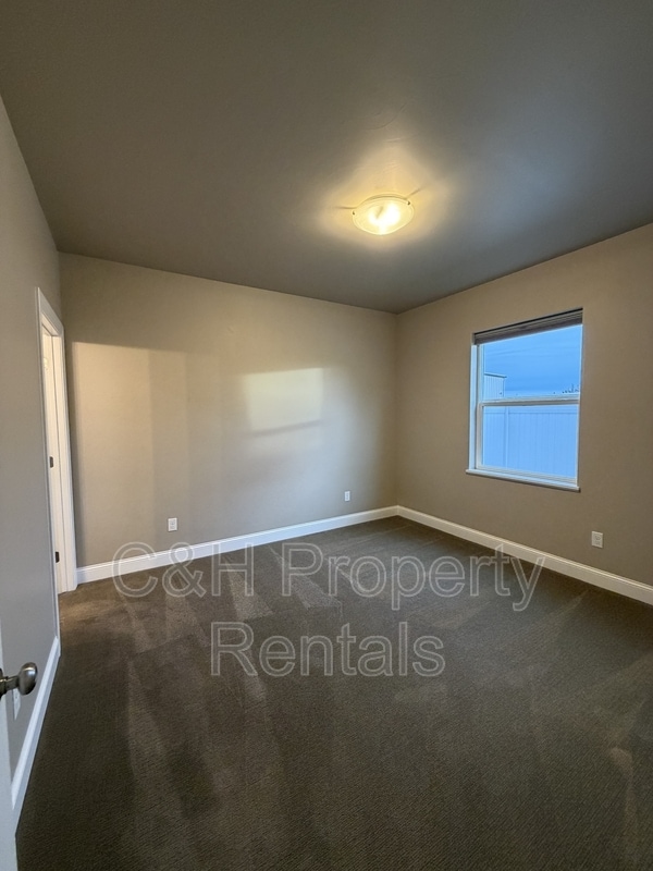 Building Photo - 1417 Harmony Ct