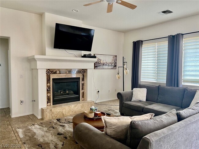 Building Photo - 10801 Heritage Hills Dr