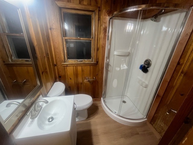 Building Photo - 1005 W Spruce St