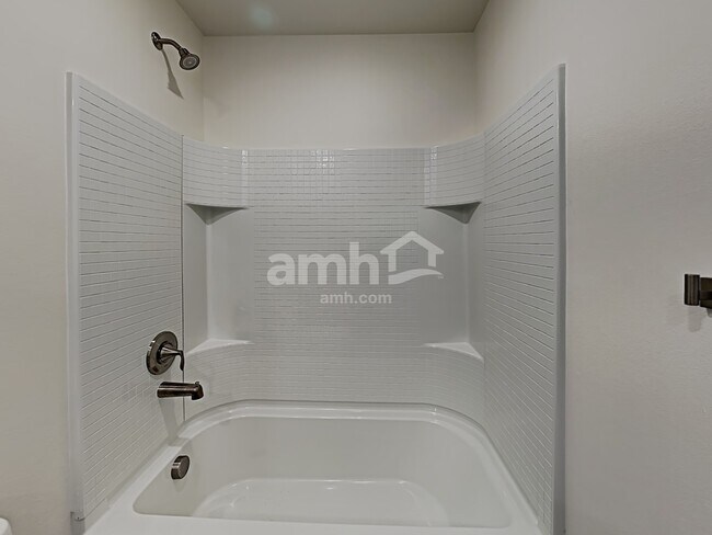 Building Photo - 1712 194th St Ct E