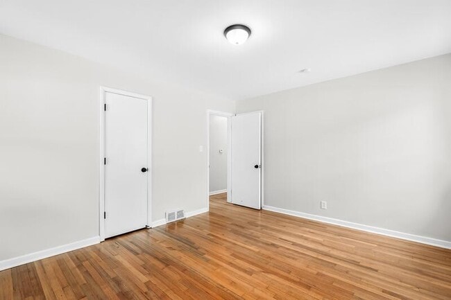 Building Photo - 24050 Blackstone St