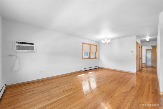 Building Photo - 2424 N 77th Ct