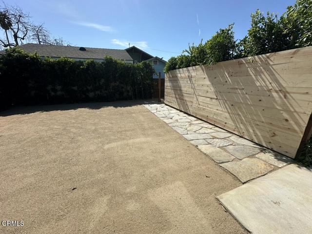 Building Photo - 187 W Park Row Ave