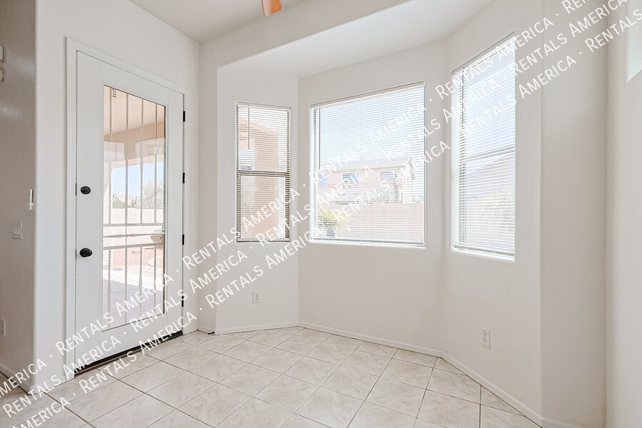 Building Photo - 7005 S 57th Ave