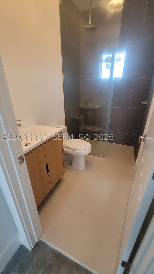 Building Photo - 2146 NW 69th St