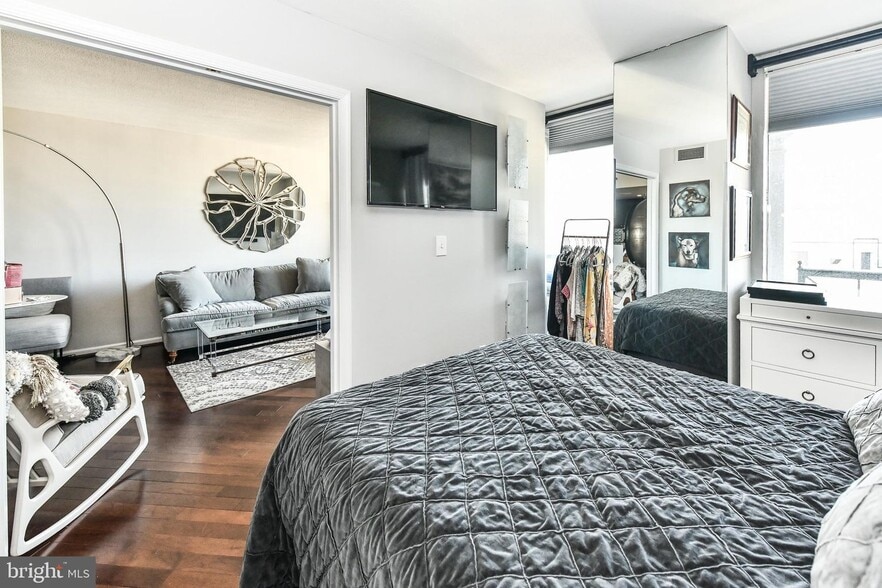 Building Photo - 801 Pennsylvania Ave NW