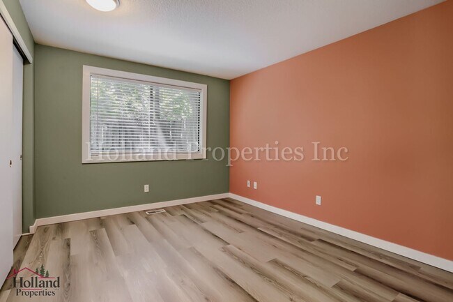 Building Photo - Beautiful Pet-Friendly Single-Family Home in Beaverton!