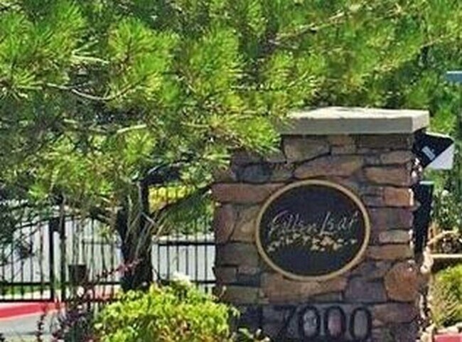 Building Photo - Two Bedroom Two Bath Condo at Fallen Leaf Gated Community