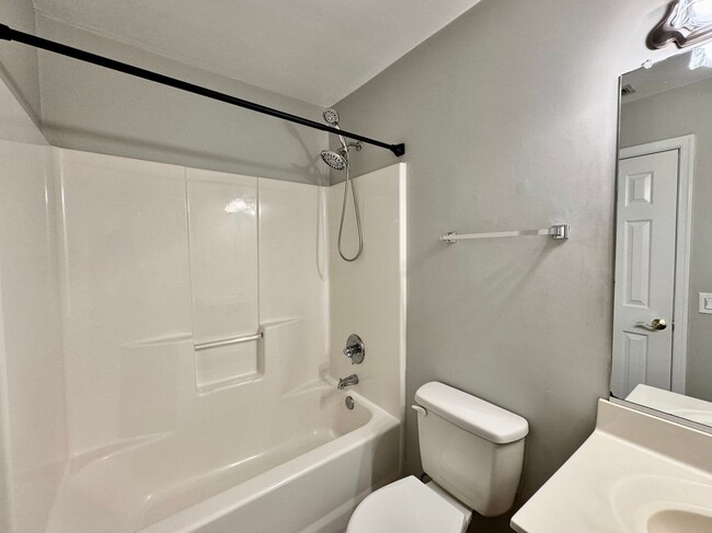 Building Photo - Ready 06-17-26 in Sawyers Mill - Ranch Home w/Loft On Cul-De-Sac! Pet Friendly - Grassfield High ...
