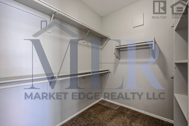 Building Photo - 3Bed/2Bath Home w/2 Car Gar-Maricopa! $199...