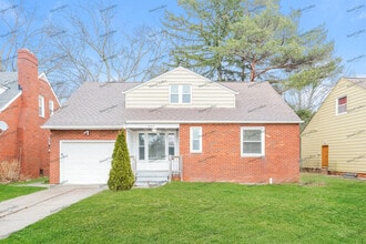 Building Photo - 1627 Wrenford Rd