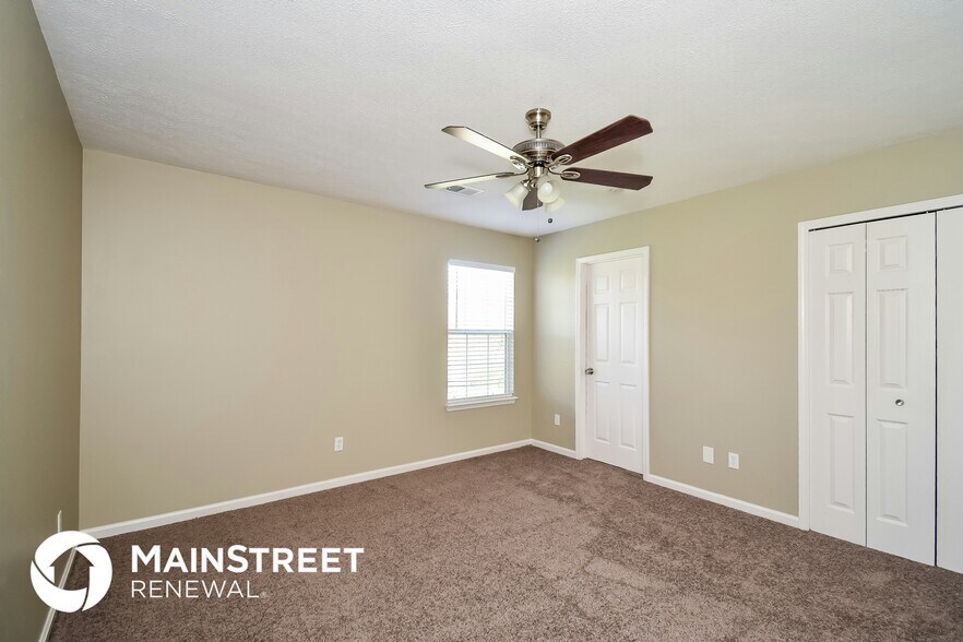 Building Photo - 7815 Texlyn Ct