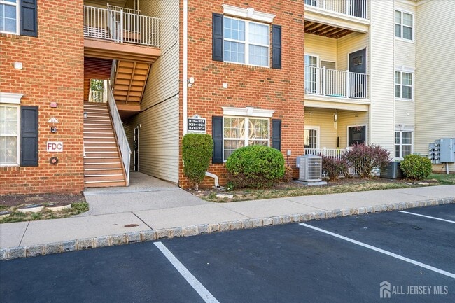 Building Photo - 913 Del Negro Ct