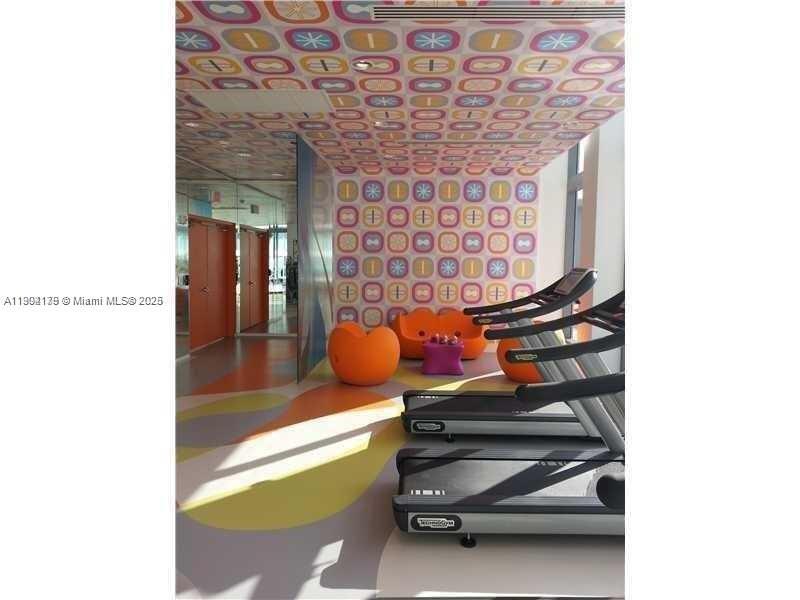 Building Photo - 31 SE 6th St