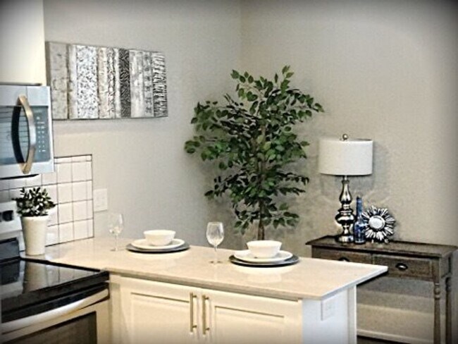 Building Photo - One Bed, One Bath Coming Soon!