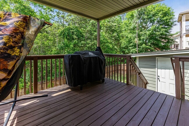 Building Photo - 4558 Hermosa Rd