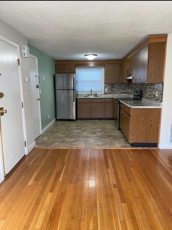 Building Photo - 775 Lagrange St