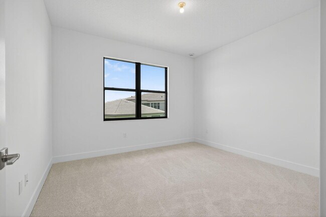 Building Photo - 13211 Feathering Wy