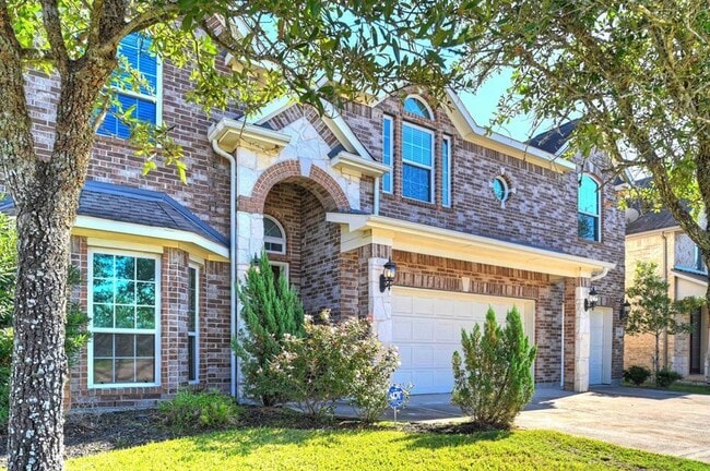 Building Photo - 8334 Cape Royal Dr