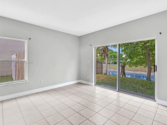 Building Photo - 1498 SW 106th Ave