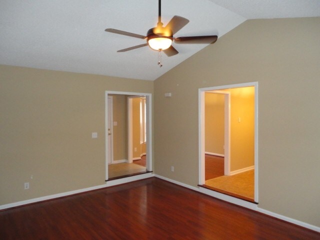 Building Photo - 205 Wood Green Dr