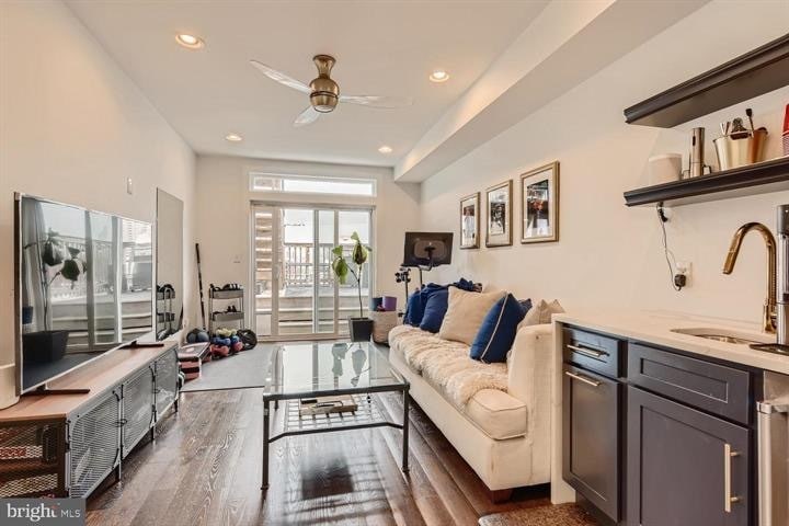 Building Photo - 524 E Fort Ave