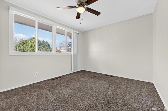 Building Photo - 500 Del Norte St