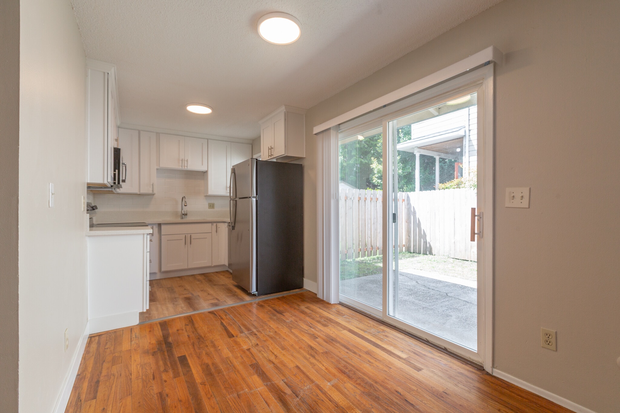 Building Photo - 2531 SE 27th Ave