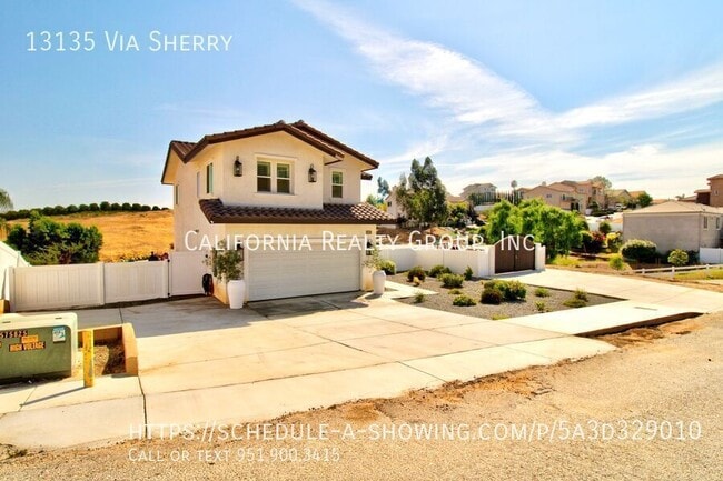 Building Photo - 13135 Via Sherry