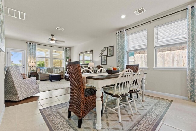 Building Photo - 109 Mountain Valley St