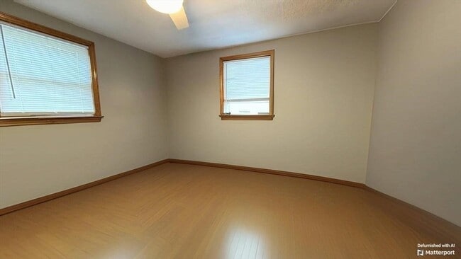 Building Photo - 9 Putney Cir