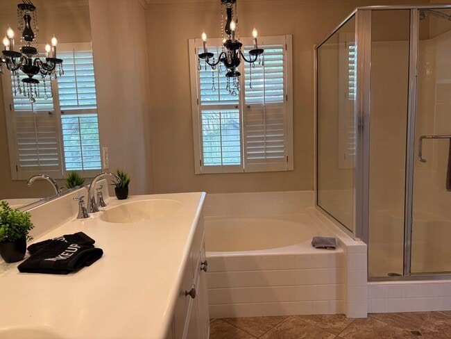 Building Photo - 33770 Willow Haven Ln