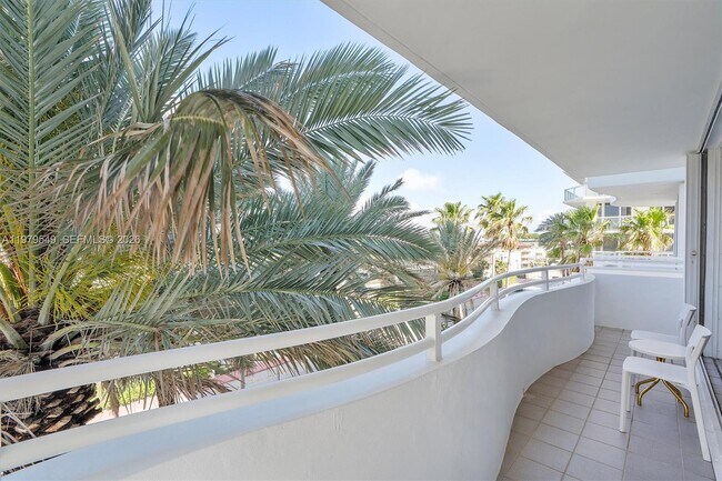 Building Photo - 8911 Collins Ave