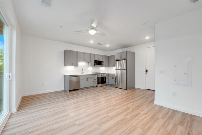 Interior Photo - Correo Place