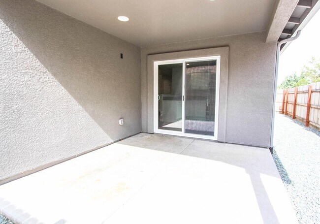 Building Photo - 7180 Spouse Dr