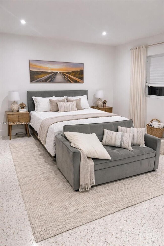 Building Photo - 1240 Binney Dr