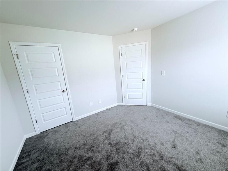 Building Photo - 409 McGinnis Cir