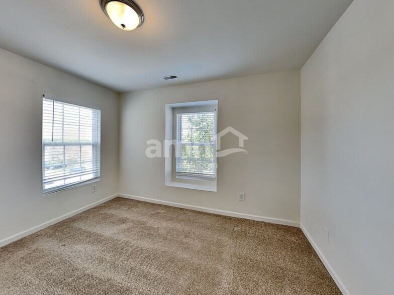 Building Photo - 1129 Rutledge Landing Dr