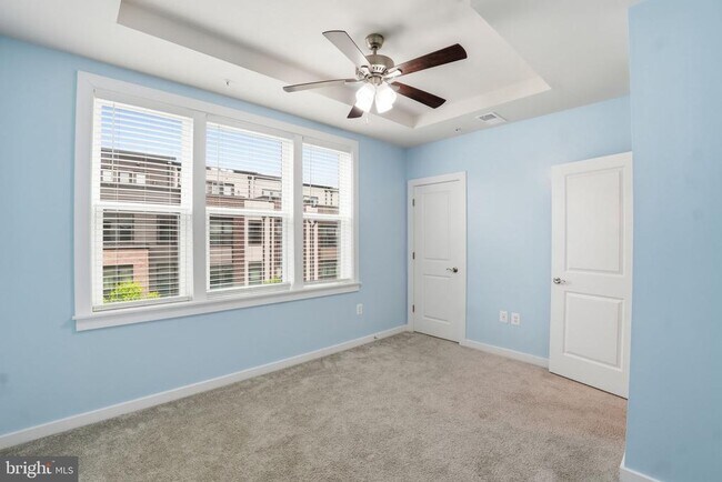 Building Photo - 8178 Red Hook St