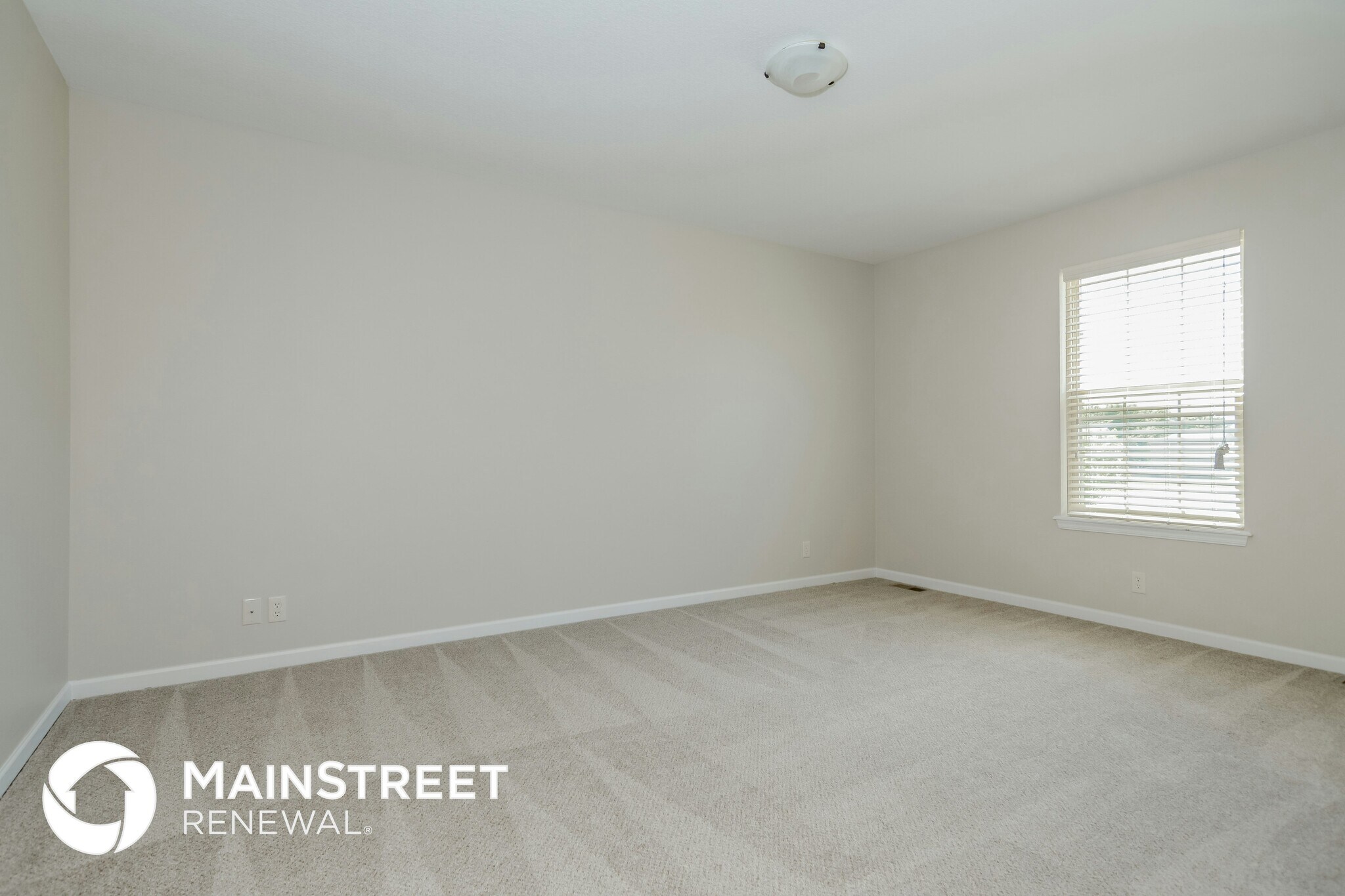 Building Photo - 901 E Rockville Terrace