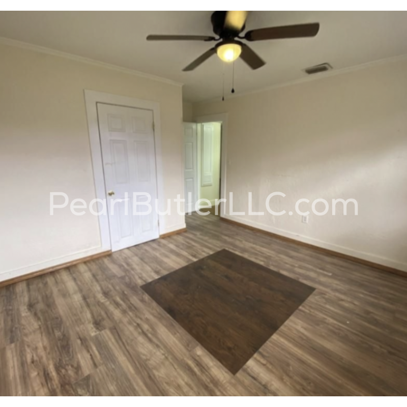 Building Photo - 700 NW 65th St