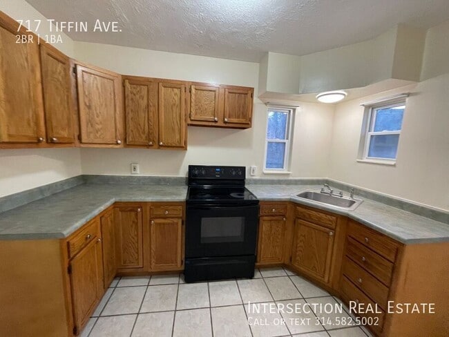 Building Photo - 717 Tiffin Ave