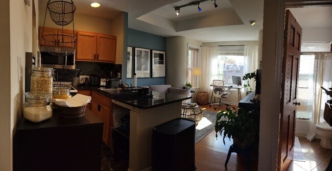 Building Photo - 1745 Kilbourne Pl NW