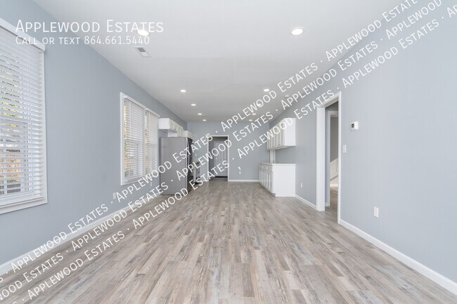 Building Photo - 206 Boundary Dr