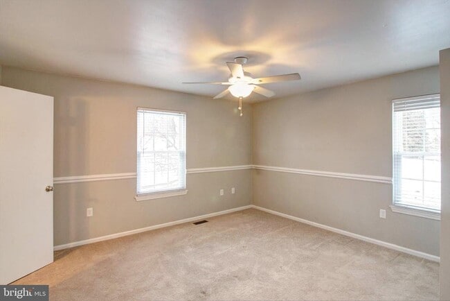 Building Photo - 101 S Oak Cliff Ct