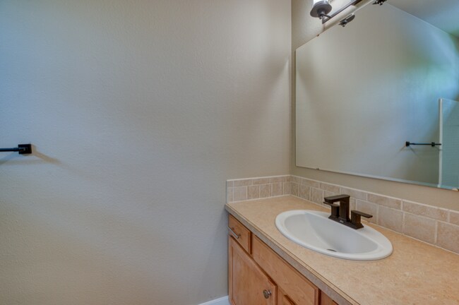 Building Photo - 7150 W Tobi Ct