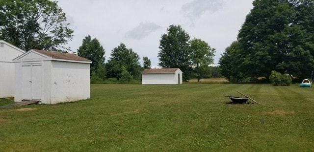 Building Photo - 1047 Fyler Rd