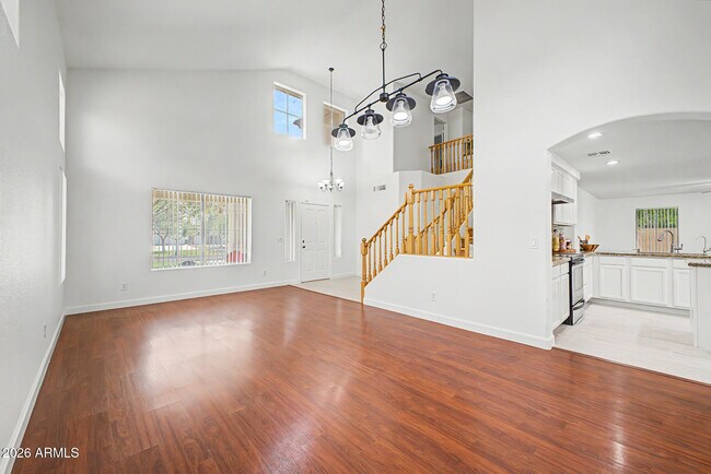 Building Photo - 3358 E Park Ave
