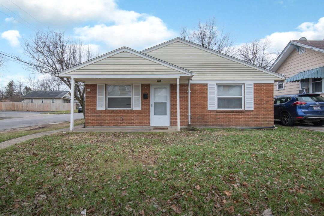 Building Photo - 446 E Siebenthaler Ave