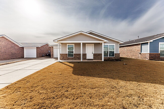 Building Photo - Beautiful 3 Bedroom 2 Bath Home in Frenship ISD!